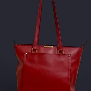 Elegant Red Shoulder Bag